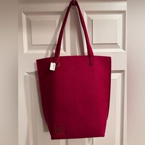 NWT B&BW 2025 Holiday Limited Edition Tote bag